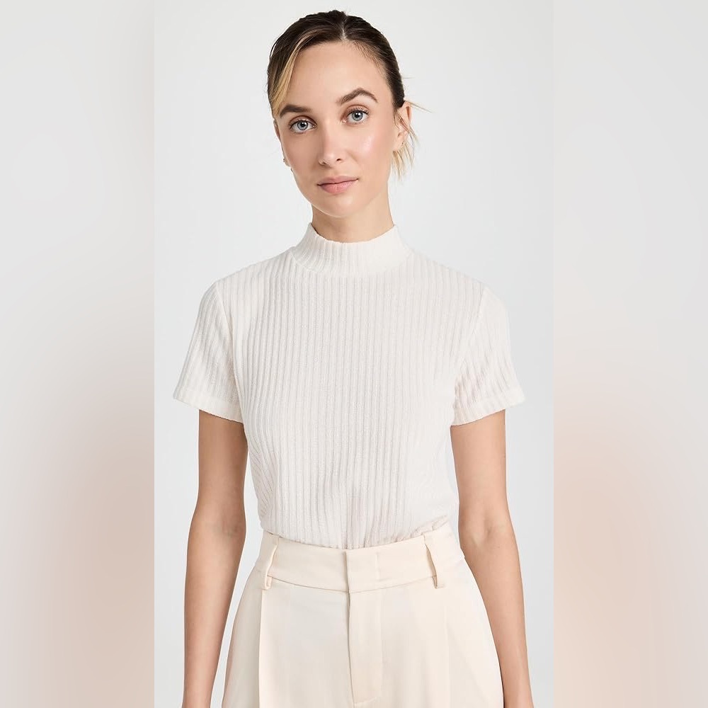Vince Ribbed Cream Top Size XS